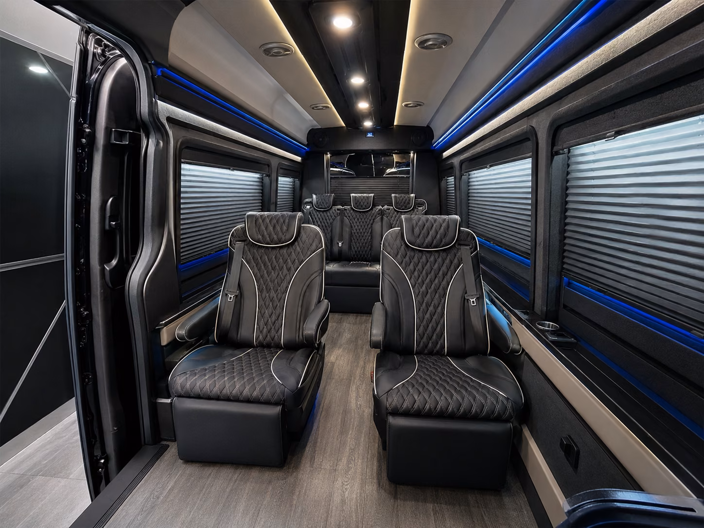 bus rentals for shipyard and defense contractor corporate groups