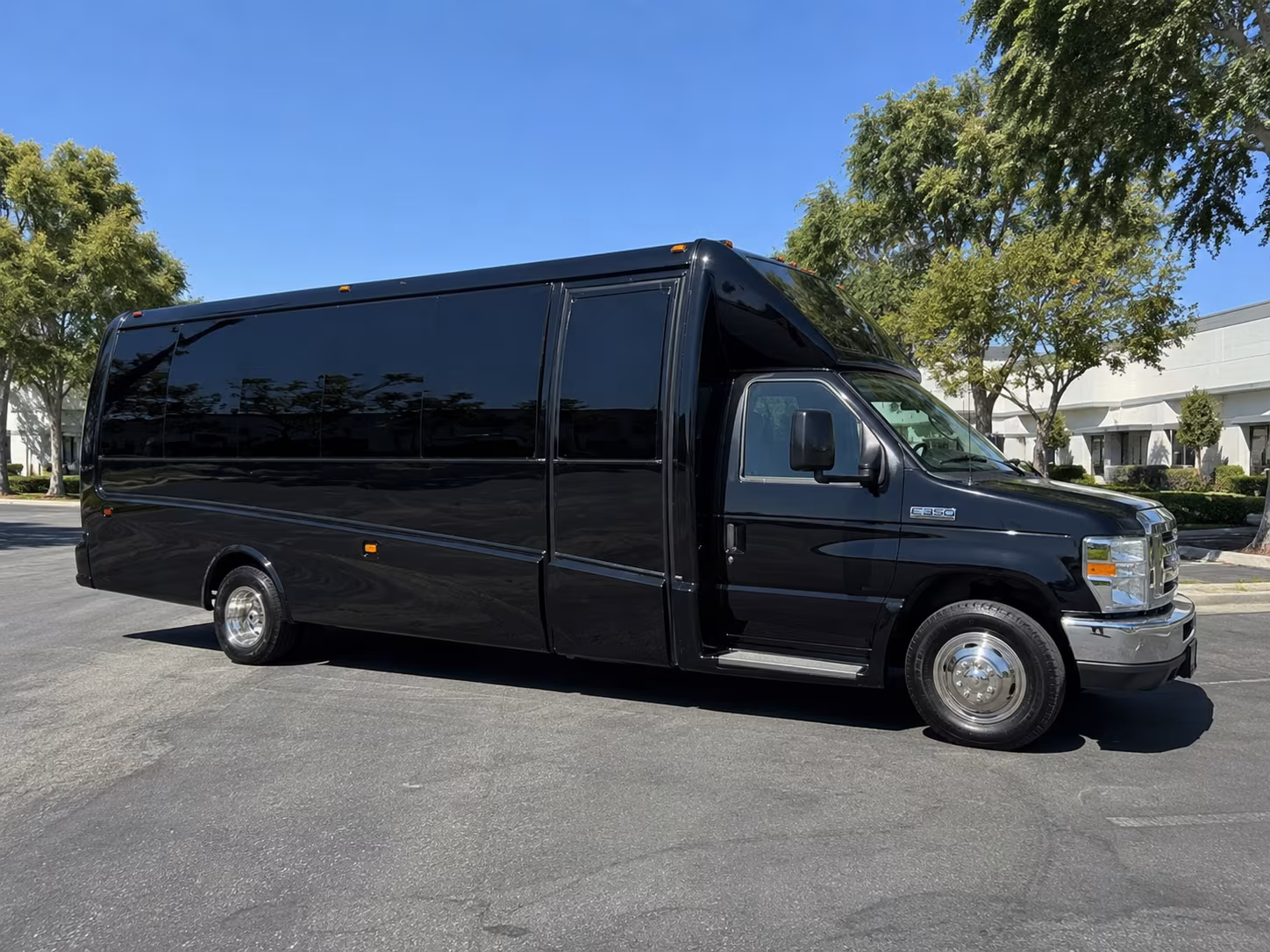 newport news birthday party bus rental