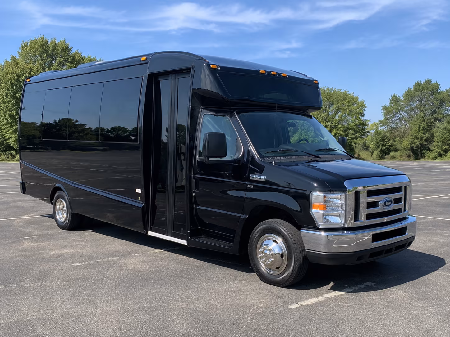 newport news concert transportation onboard seating