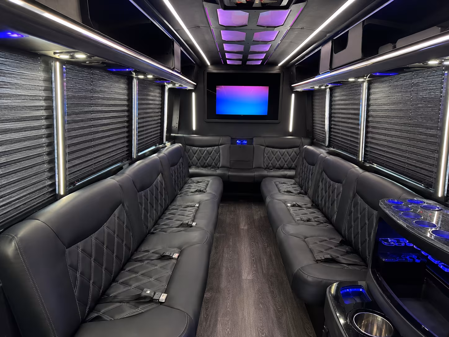 newport news corporate party bus rental