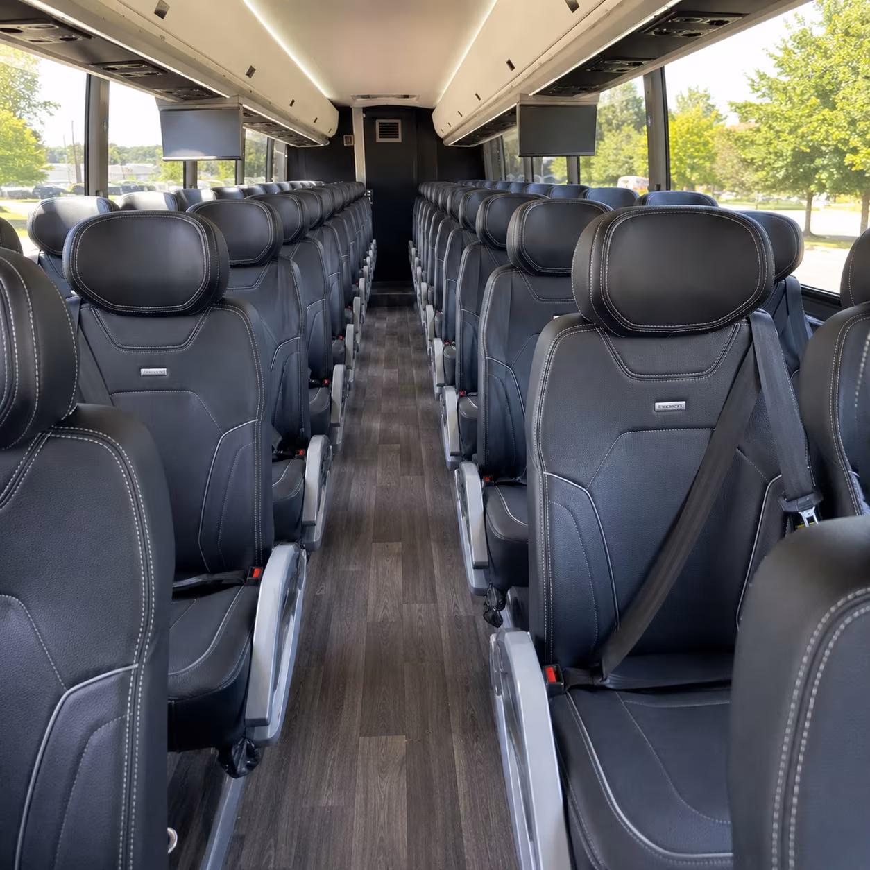 wedding and rehearsal dinner buses in newport news